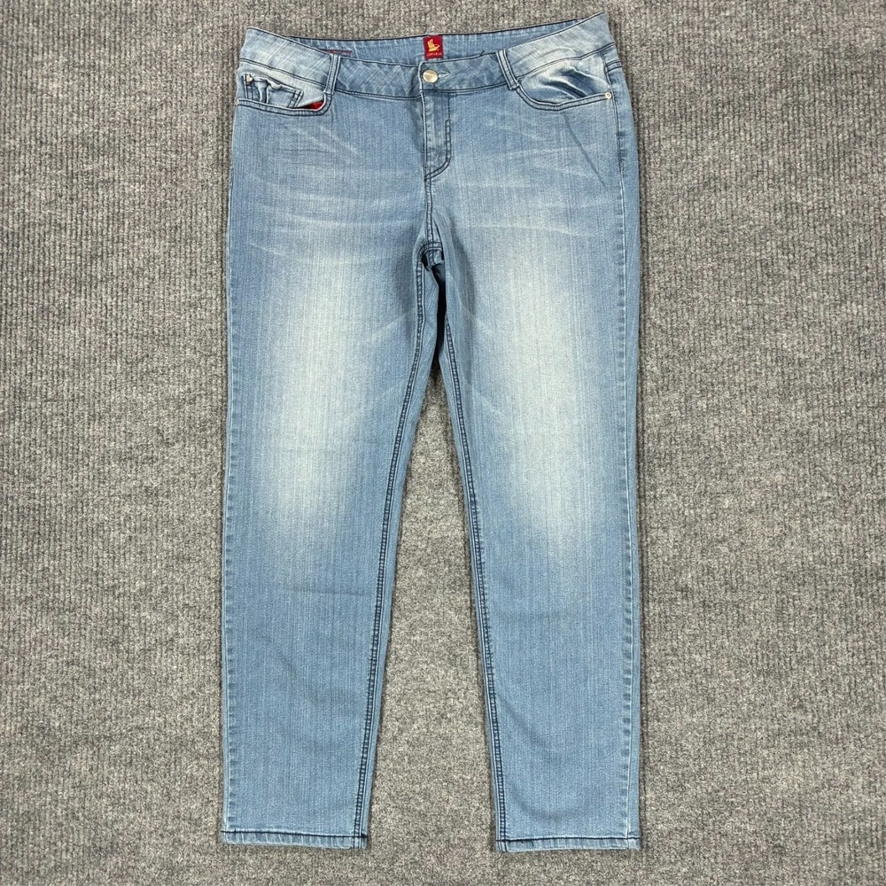 Sasson Ooh La La Jeans Womens 38x30 Light Wash Straight Leg Embroidered Y2K Blue